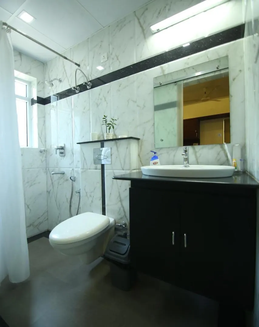 Omnest Hotel Kochi 2*,