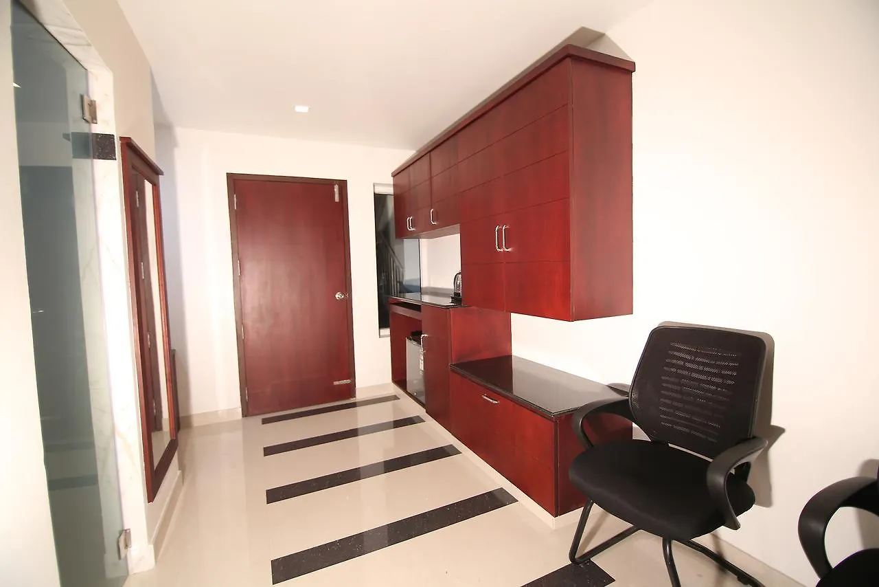 Omnest Hotel Kochi